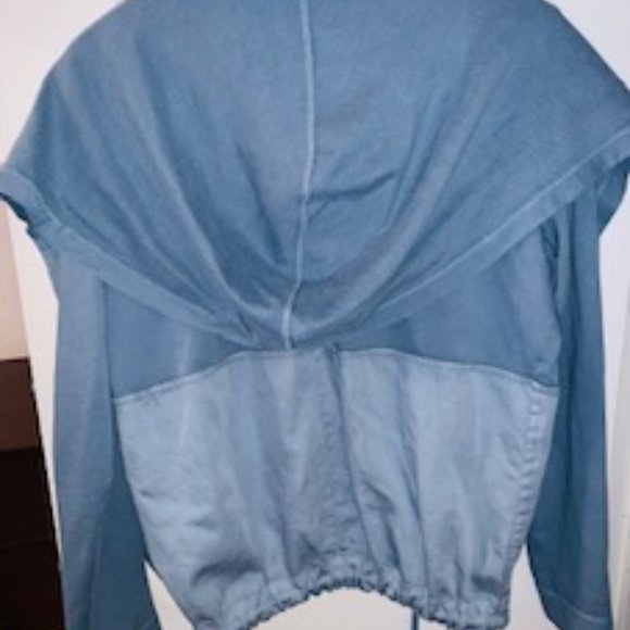 Anthropologie anorak hoodie - Picture 3 of 3